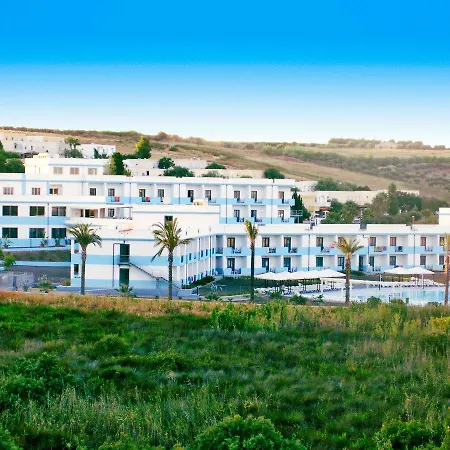 Hotel Club Selinunte Aimori 4*