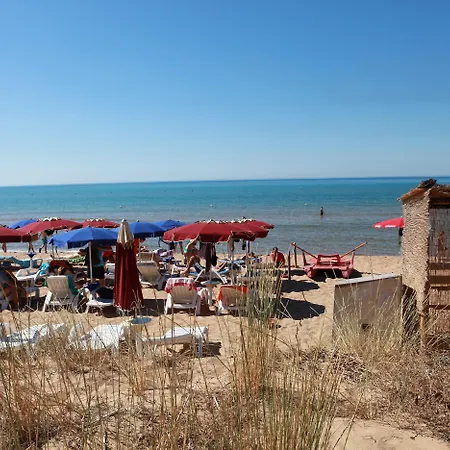 Hotell Club Selinunte Aimori