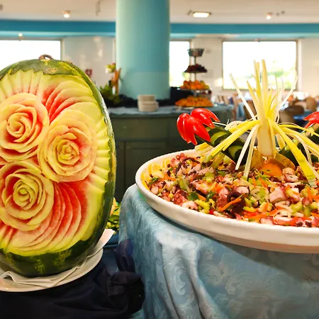 Hotel Club Selinunte Aimori 4*